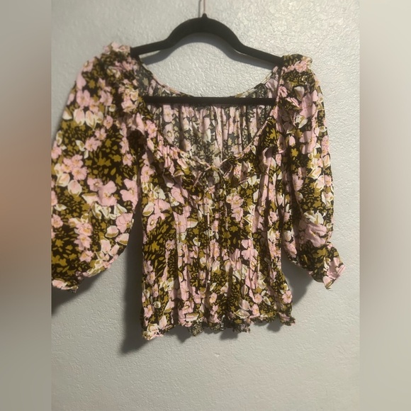Free People Tops - Free people floral blouse